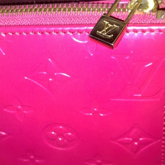 Hot Pink Louis Vuitton Bag - Picture 2 of 9
